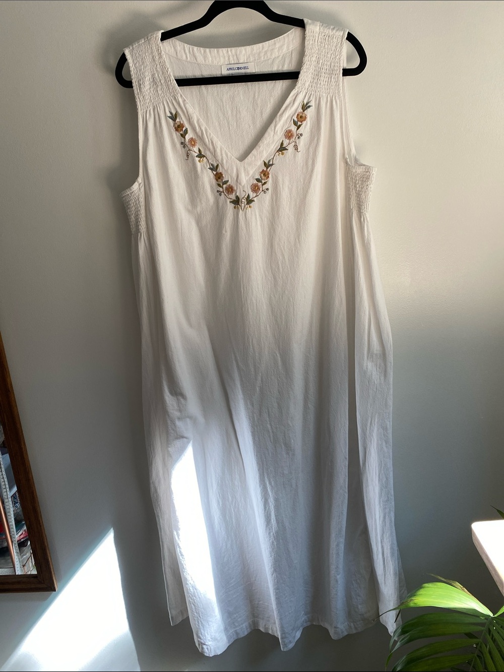 April Cornell 100% Cotton White Maxi Dress with Peach Floral Embroidery. Size XL